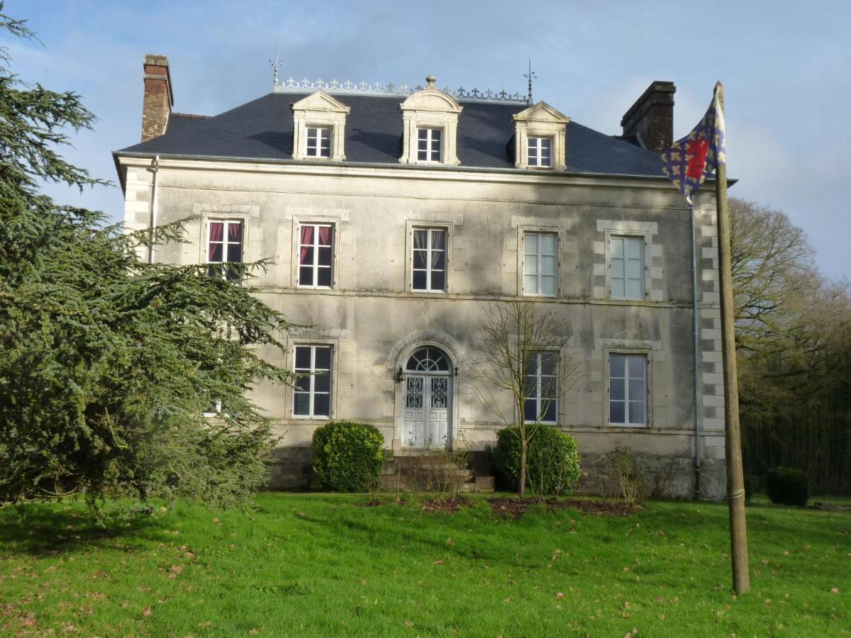 Chateau De Craon Bed and Breakfast Comblessac Exterior foto